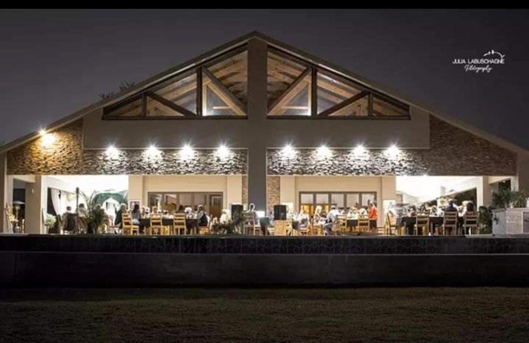 Sandune Game Lodge Gobabis Luaran gambar