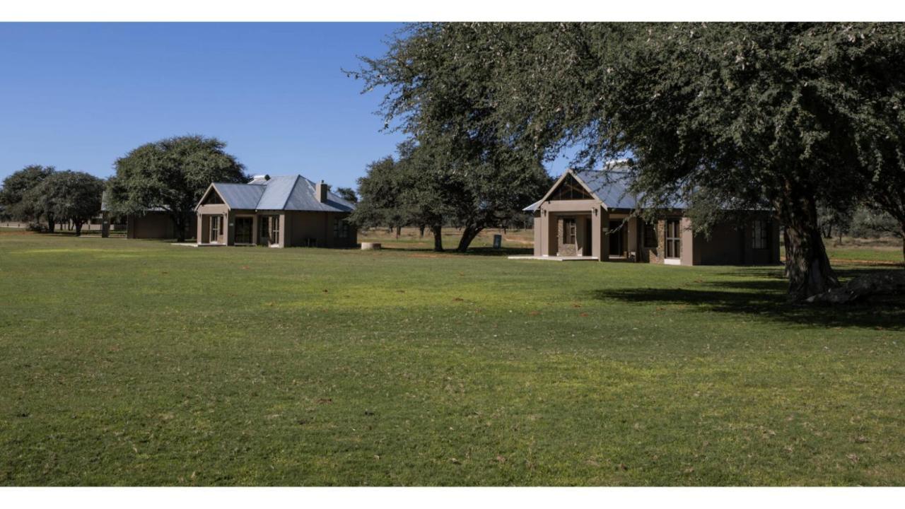 Sandune Game Lodge Gobabis Luaran gambar